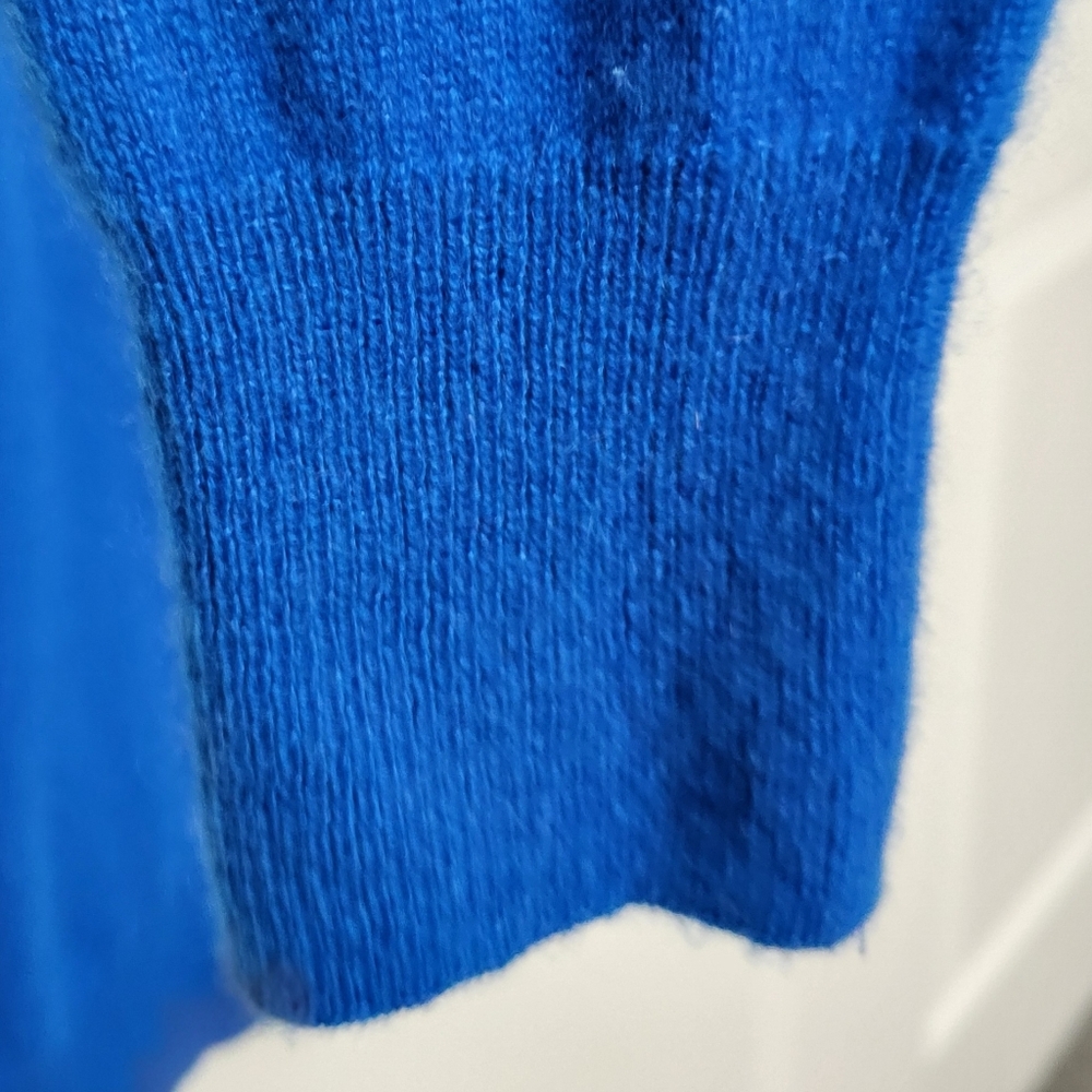Halogen Cashmere Pullover - Picture 7 of 7
